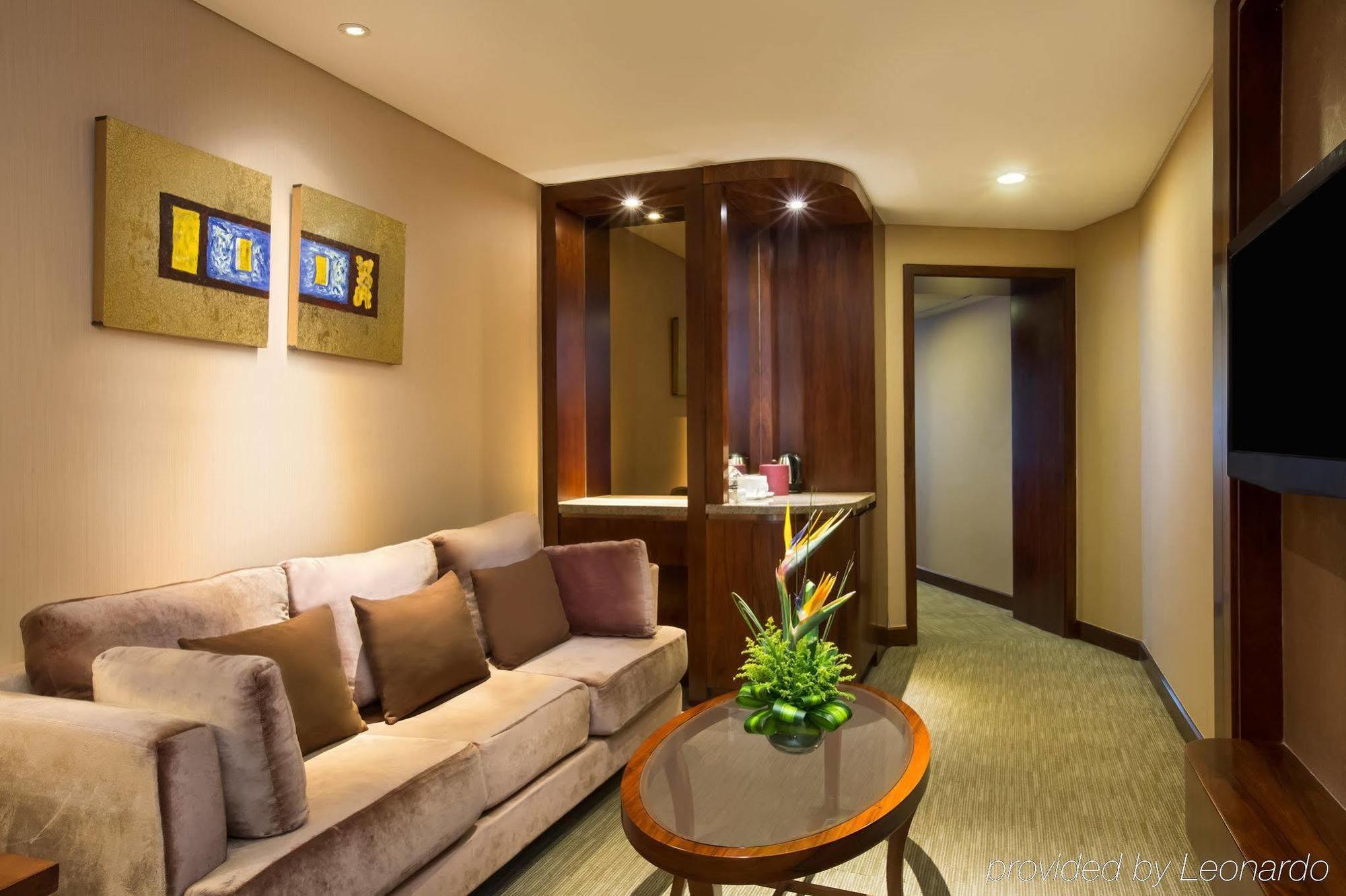 Crowne Plaza Nanjing Hotels & Suites Dış mekan fotoğraf