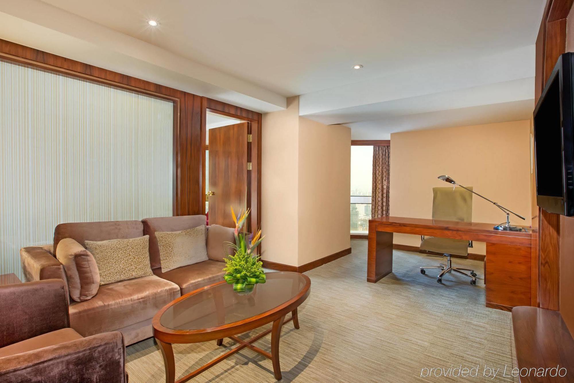 Crowne Plaza Nanjing Hotels & Suites Dış mekan fotoğraf