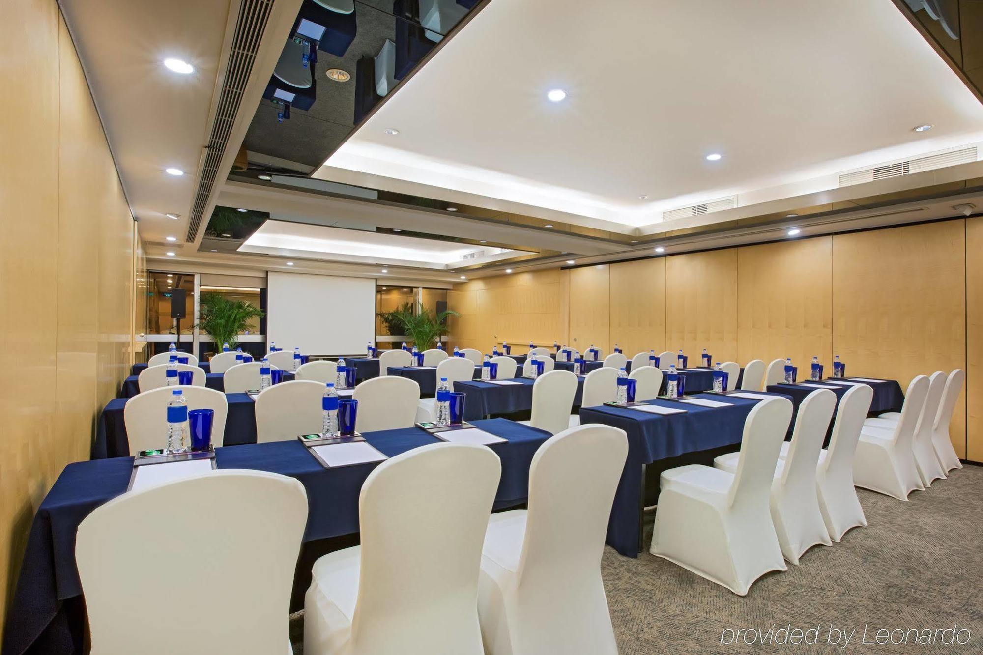 Crowne Plaza Nanjing Hotels & Suites Dış mekan fotoğraf